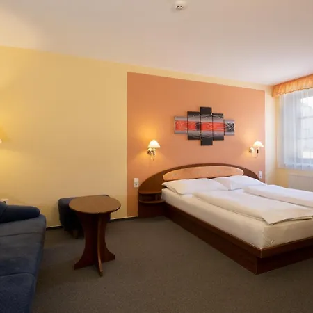 Hotel Mohelnice 모헬니체
