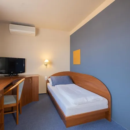 호텔 Hotel Mohelnice